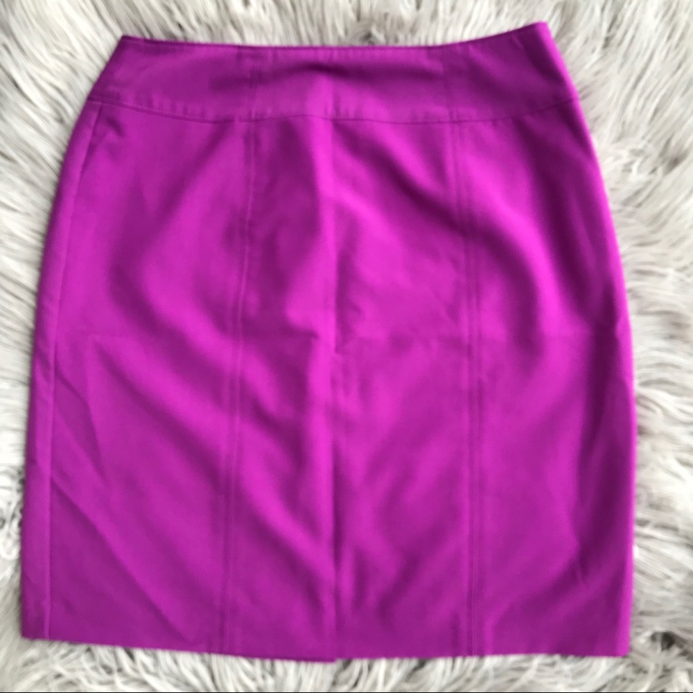 Worthington Fushia Pencil Skirt